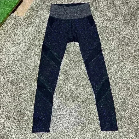 Athleta Twilight Tights Womens Size Small Navy/Silver Seamless High Rise Gym - Picture 2 of 9